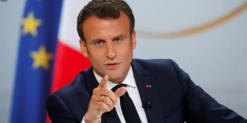 Macron: Türkiye, Suriye’de oldubitti yapıp aynı zamanda NATO’dan destek bekleyemez