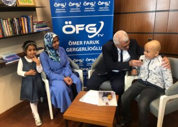 Tedavi için Almanya’ya gitmesi gereken Ahmet Burhan Ataç: Lütfen annemin pasaportunu verin artık