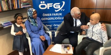 Tedavi için Almanya’ya gitmesi gereken Ahmet Burhan Ataç: Lütfen annemin pasaportunu verin artık