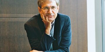 Yazar Orhan Pamuk: Türkiye’de gerçekleri söylemek için Altan gibi cesur olmak gerekiyor