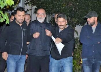 Ahmet Altan, polisleri böyle karşıladı: Beni çok güzel yakaladınız