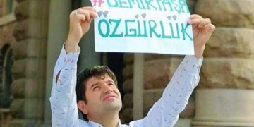 Aslan: Selahattin Demirtaş gündemi belirliyor, iktidar savunmada bulunuyordu şimdi ise tam tersi oldu