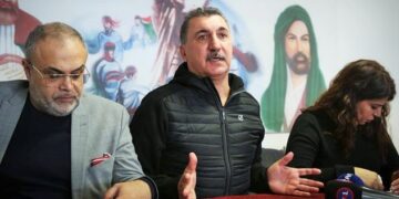 ‘Ağıtlarla büyüdüm’ diyen Sanatçı Fehat Tunç: Türkiye, benim gibi sanatçılar için güvenli bir ülke olmaktan çıktı