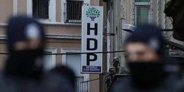 Diyarbakır Valisi suç işliyor: HDP’li 70 meclis üyesinin yerine kayyım atandı