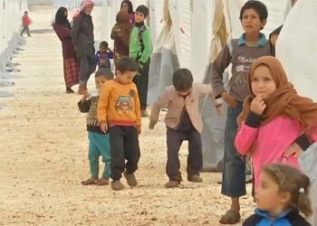 İdlib göçmen dalgası için endişelenen Merkel Türkiye’ye gidecek