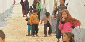 İdlib göçmen dalgası için endişelenen Merkel Türkiye’ye gidecek