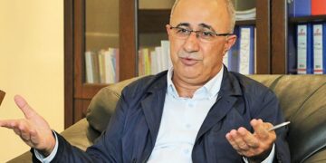 Baro eski Başkanı Aktar: Kayyım uygulaması muhalefeti sindirme değil, Kürtlere yönelik devlet politikasıdır