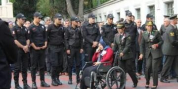 Şehit eşini yargılayan mahkeme: Şehit Üsteğmen Ataş’ın, banka hesap bilgilerini sorgulanmış!