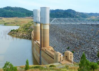 Sydney suyu telhlike altında: Kuraklık ve yangınlar, barajları tehdit ediyor