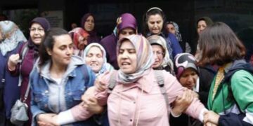 Tutuklu Harbiyelilerin anneleri, evlatları için yürüdükleri gerekçesiyle hakim karşısına çıkacak
