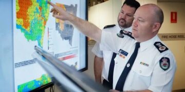 NSW RFS Başkanı: Özellikle Salı günü aşırı sıcakların başlamasını bekliyoruz