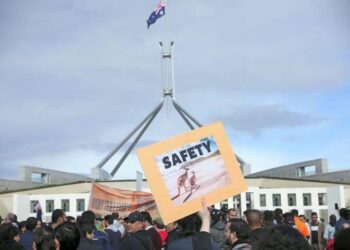 Avustralya’da perotesto: Ülkemiz yanıyor, gezegenimiz ölüyor, ortaya çıkmamız gerekiyor