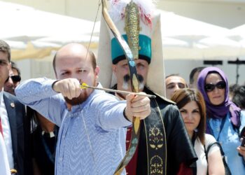 Kızılay, Başkent Gaz’ın 8 milyon dolar bağışını Ensar’a aktarmış