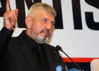 Cihangir İslam’dan tezkere açıklaması: Oy kullanmayacağım