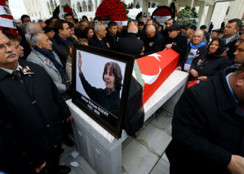 Rahşan Ecevit son yolculuğuna uğurlandı