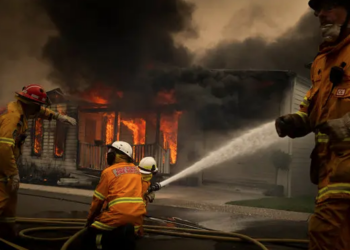 “Felaket durumu” 48 saat uzatıldı: Yangınlar nedeniyle yeni tahliye çağrıları yapıldı