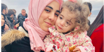 Dört aydır tutuklu: Elif Tuğral doğum yaptı, kapısında 10 jandarma duruyor