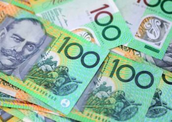 Yeni 100 dolarlık banknotlar tedavüle sokuluyor