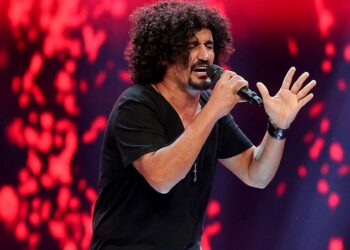 20 saniyelik ‘Lorî lorî’ ninnisini Türkçe bilmeyen annesi için söyledi