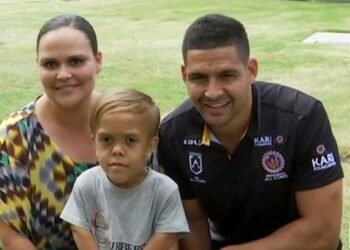 Baskıya uğrayan çocuğa toplanan 475 bin dolar, yardım derneğine verilecek