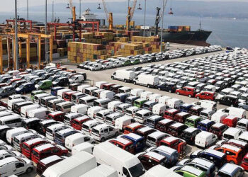 Koronavirüs Avrupa’da otomobil sektörünü de vurdu