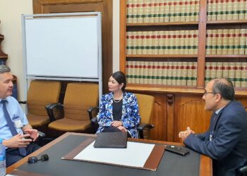 Başbakan Yardımcısı, Pinnacle Koleji’ne teşekkür etti: Avustralya değerlerine bağlı çalışmalarını sürdürüyor