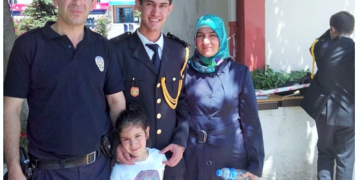 AKP zulmü ile bir aile dramı daha: Kanserden ölen anne, KHK’lı hasta baba ve geride 4 çocuk