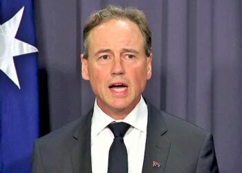 Federal Bakan Hunt: Kovid-19’u kasıtlı yayanlara ömür boyu hapis cezası