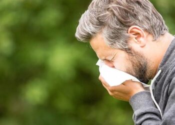 Koronavirüs nedeniyle Sydney’de öksürene 5 bin dolar ceza