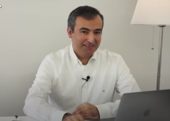 Gazeteci Kesen, WhatsApp ve internet yasası tartışmalarında merak edilen soruları cevapladı!