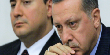 Ankara’yı sarsacak iddia! AKP’den 63 vekil istifa ederek Deva Partisi’ne geçecek!