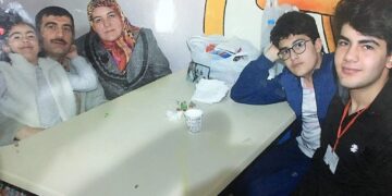 Anne ve baba aynı cezaevinde: Tutuklu Birgül Öğretmen’in böbreğinde kanama başladı