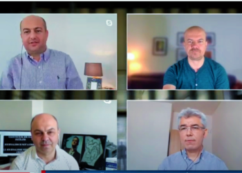 Cezaevinde kalan gazeteciler koğuştaki meslektaşlarını anlattı