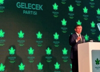 Maske dağıtan Gelecek Partisi üyeleri gözaltına alındı