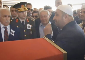 Döngeloğlu, Korona’dan öldü: Masum insanlara;‘Köpek leşi gibi gömülüp gittiler’ demişti