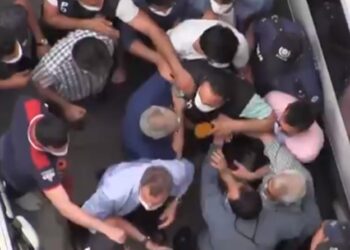 Ömer Faruk Gergerlioğlu’na polis saldırısı