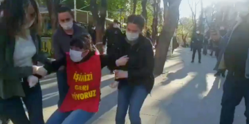 Polislerin yerde sürüklediği KHK’lı Nazan Bozkurt, tutuklu anneleri hatırlattı: Siz ne biçim insanlarsınız
