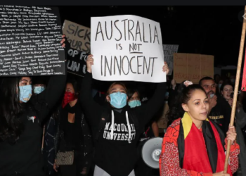 Melbourne’da on binler ırkçılık ve ayırımcılığı protesto etti