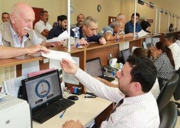 AKP genişletiyor: Memur olurken değil daha öğrenci olmadan fişleme!