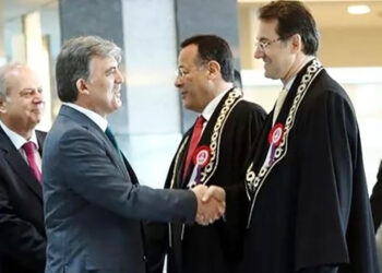 Tutuklu eski AYM Üyesi Altan:  AİHM kararına rağmen cezaevinde tutuluyorum, nefes alamıyorum