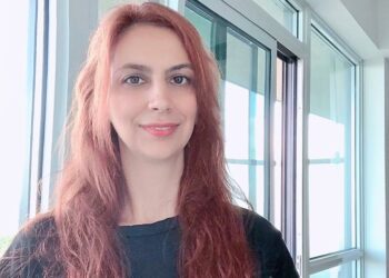 Gazeteci Arzu Yıldız’dan ilk roman: 15 Temmuz’da parkta gizlenerek yaşayan bir komutanın hikayesini