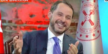 Damat için özel protokol: Gazete baskıları programın bitmesini bekledi!