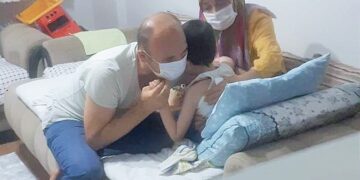 6 yaşındaki  Selman babasına kavuştu