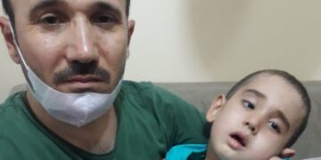 Küçük Selman bu sabah kan kustu: Buna rağmen tutuklu babasıyla görüşmesine izin verilmiyor