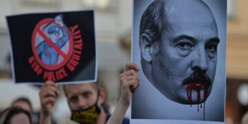 Belarus Devlet Başkanı Lukaşenko seçimlerin yenilenmesine şartlı ‘evet’ dedi