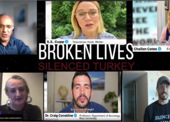 Kasparov ve Kanter’den “Broken Lives, Silenced Turkey” programına destek