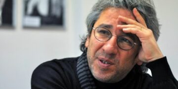 Can Dündar: El koyacakları ev annemin yalnız başına oturduğu konut