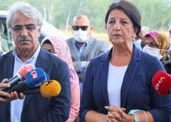 Cezaevi’nde ziyarette bulunan HDP Eş Genel Başkanları: Demirtaş ile barış sürecini konuştuk