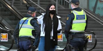 Victoria Hükümeti’nden tartışmalı yasa teklifi: Sağlıkçılar, şüpheli korona hastasını gözaltına alabilecek