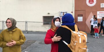 ‘Güçlenerek çıktım’ diyen Melek Çetinkaya:  44 yaşıma cezaevinde 44. günümde girdim, hiç unutamayacağım